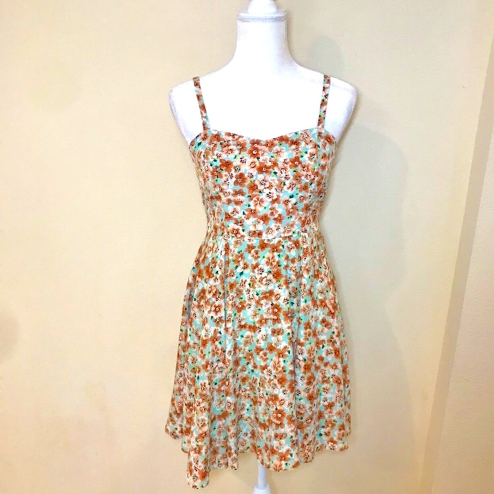 SWEET FLORAL DRESS